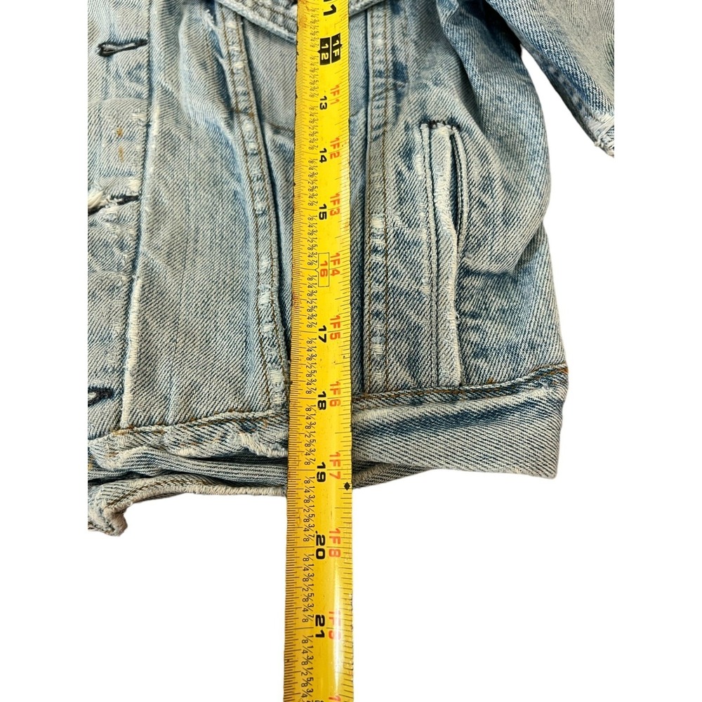 Vintage Levi Womens Cropped Jacket Blue Denim Distressed Light Wash Long Sleeve - Picture 10 of 11